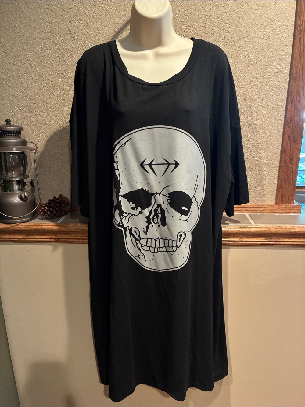 SHEIN Black Graphic Skull T-Shirt Dress